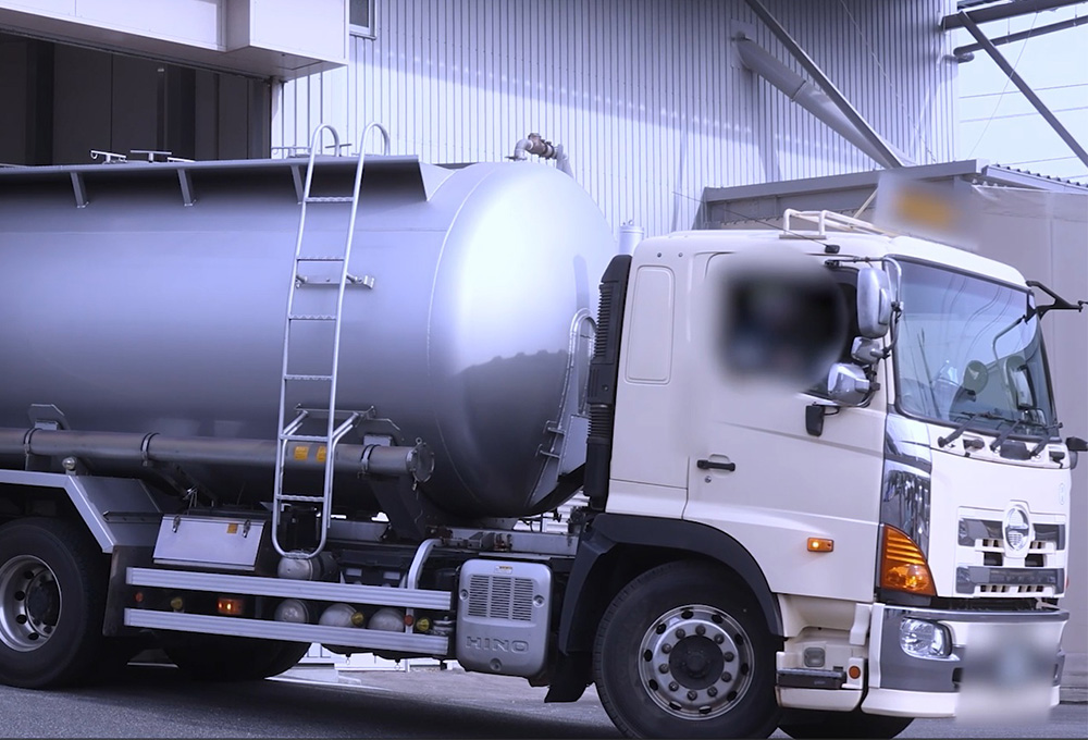 ばら出荷タンクローリー